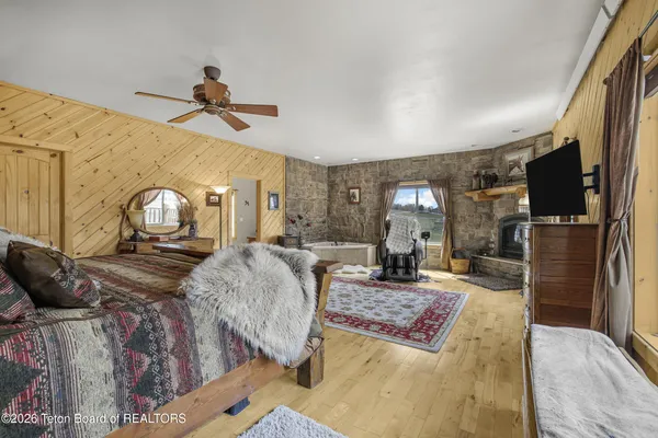 $1,850,000 | 49 Dell Creek Road, Alpine, WY 83128