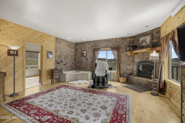 $1,850,000 | 49 Dell Creek Road, Alpine, WY 83128