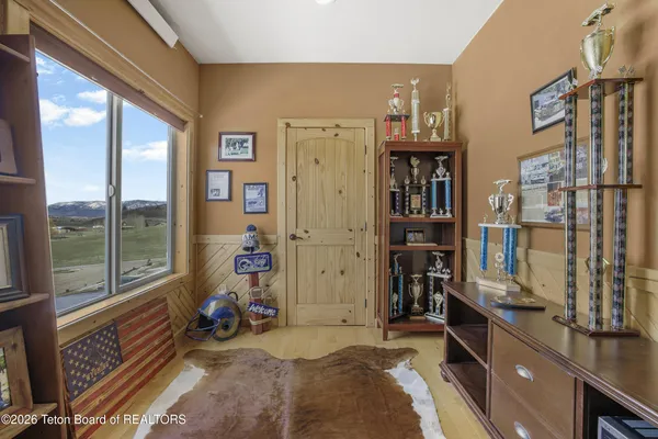 $1,850,000 | 49 Dell Creek Road, Alpine, WY 83128