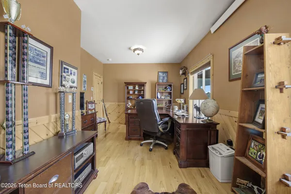 $1,850,000 | 49 Dell Creek Road, Alpine, WY 83128