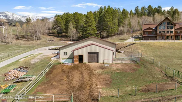 $1,850,000 | 49 Dell Creek Road, Alpine, WY 83128