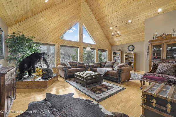 $1,850,000 | 49 Dell Creek Road, Alpine, WY 83128