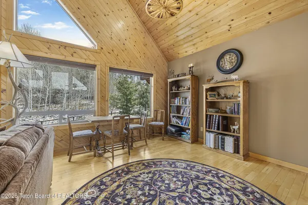 $1,850,000 | 49 Dell Creek Road, Alpine, WY 83128