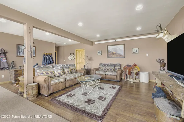 $1,850,000 | 49 Dell Creek Road, Alpine, WY 83128