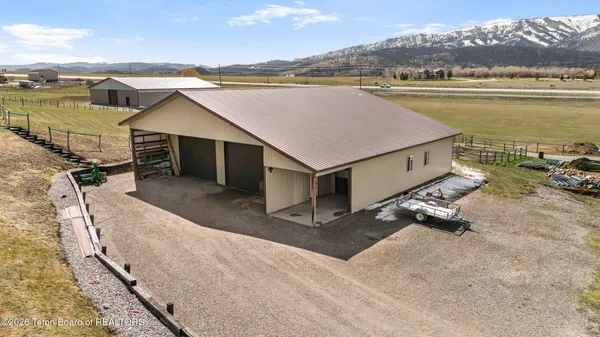 $1,850,000 | 49 Dell Creek Road, Alpine, WY 83128