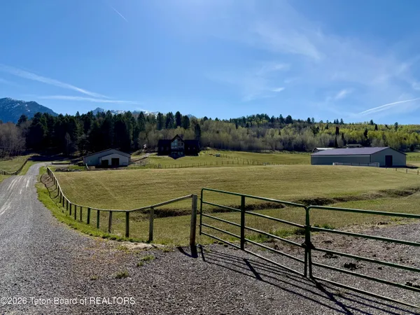 $1,850,000 | 49 Dell Creek Road, Alpine, WY 83128