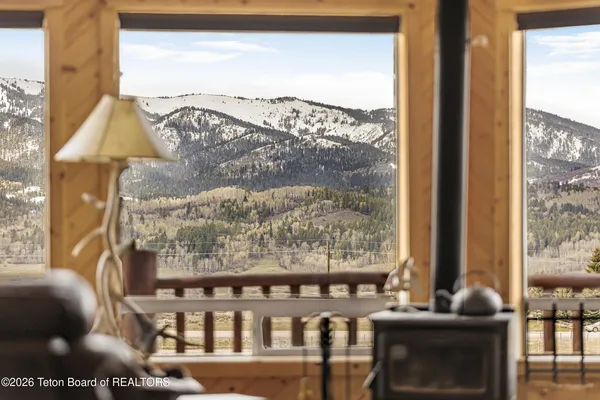 $1,850,000 | 49 Dell Creek Road, Alpine, WY 83128
