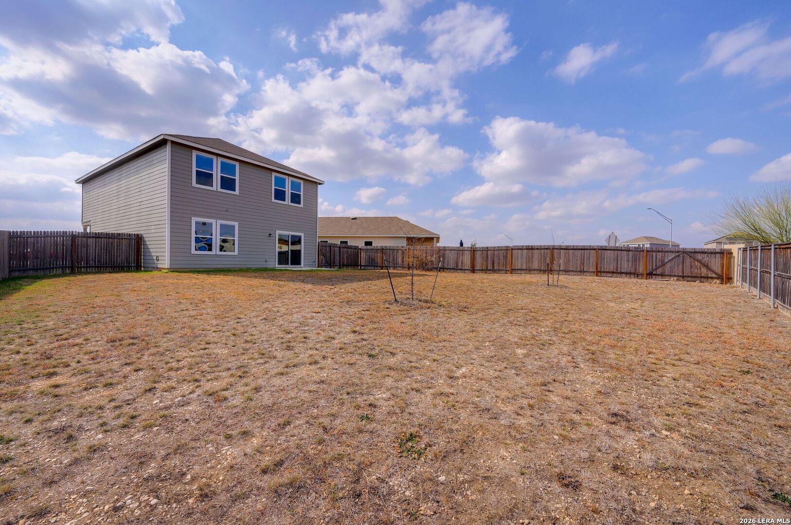 5535 Rue Girard Converse, TX 78109 - Photo 31 of 33 a front view of house with yard
