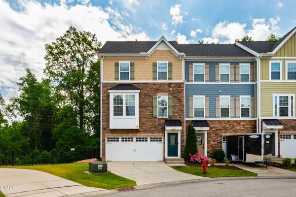 $2,350 | 1101 Boxcar Way, Apex, NC 27502