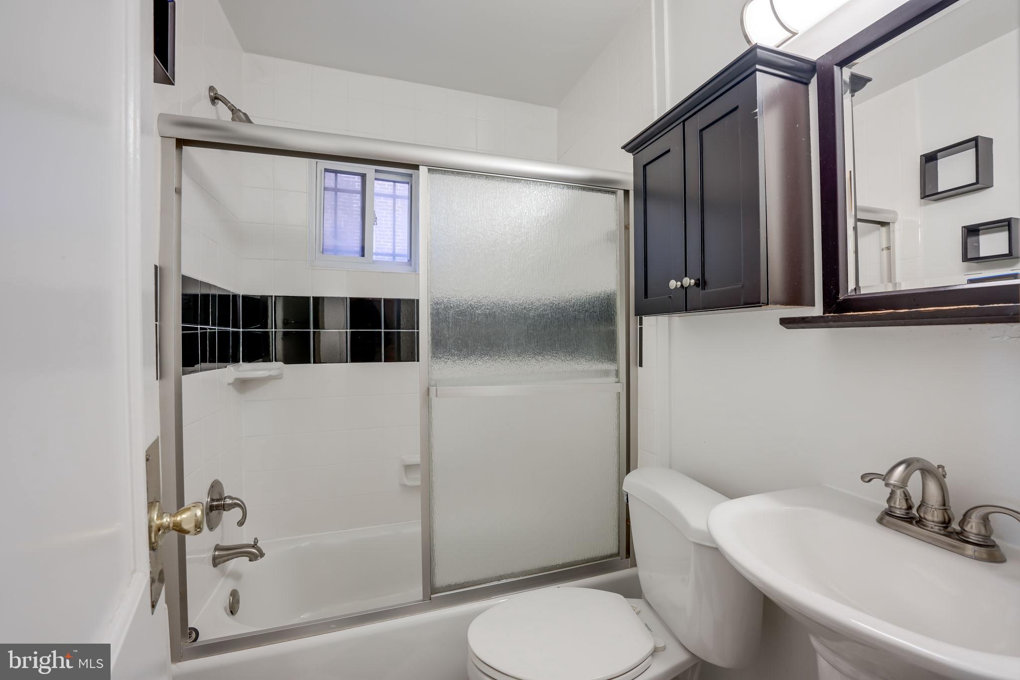 1703 Q Street Northwest Washington, DC 20009 - Photo 18 of 89