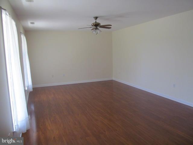 21720 Tanyard Road Preston, MD 21655 - Photo 9 of 22 Living Room