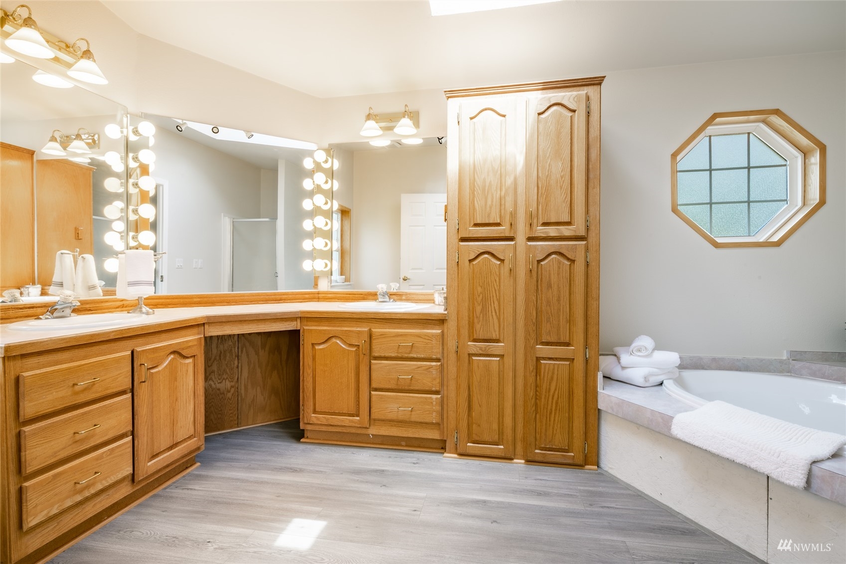 2280 Aldergrove Road Ferndale, WA 98248 - Photo 23 of 40 Gallery Image 23