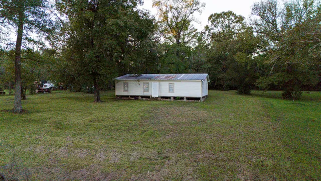 $99,900 | 17325 Highway 59, Moscow, TX 75960