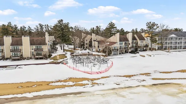 $549,900 | 1717 North Us 31 Highway, Unit 11, Traverse City, MI 49686