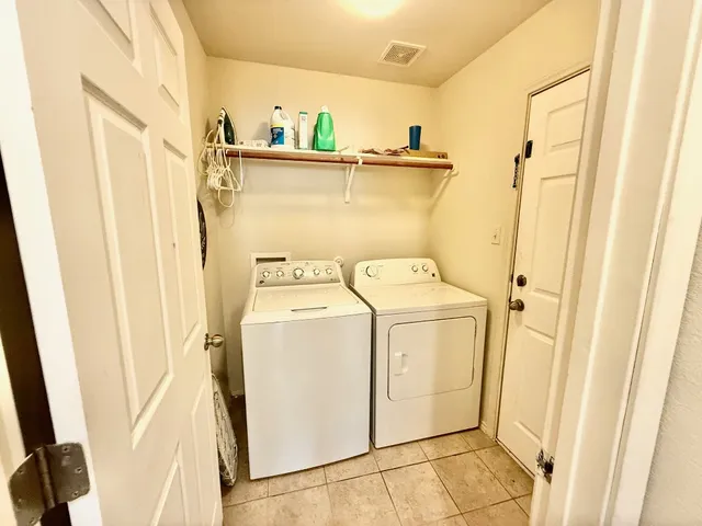 $2,400 | 168 Dolomite Drive, Buda, TX 78610