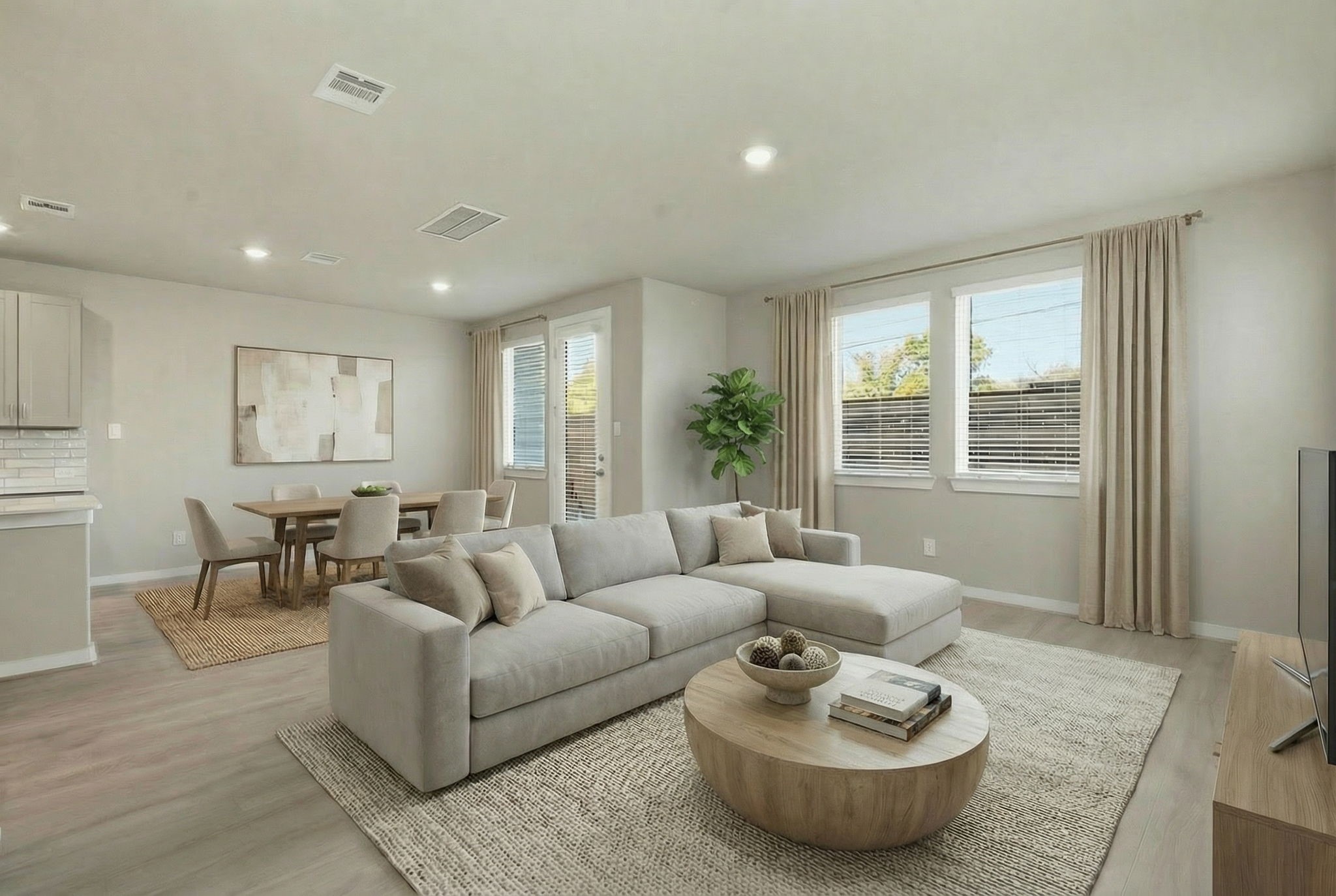 10010 Rustic Charm Street Houston, TX 77080 - Photo 2 of 27 Spacious Living Space