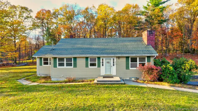 $309,000 | 118 Marl Road, Pine Bush, NY 12566