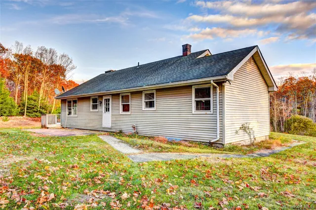 $309,000 | 118 Marl Road, Pine Bush, NY 12566