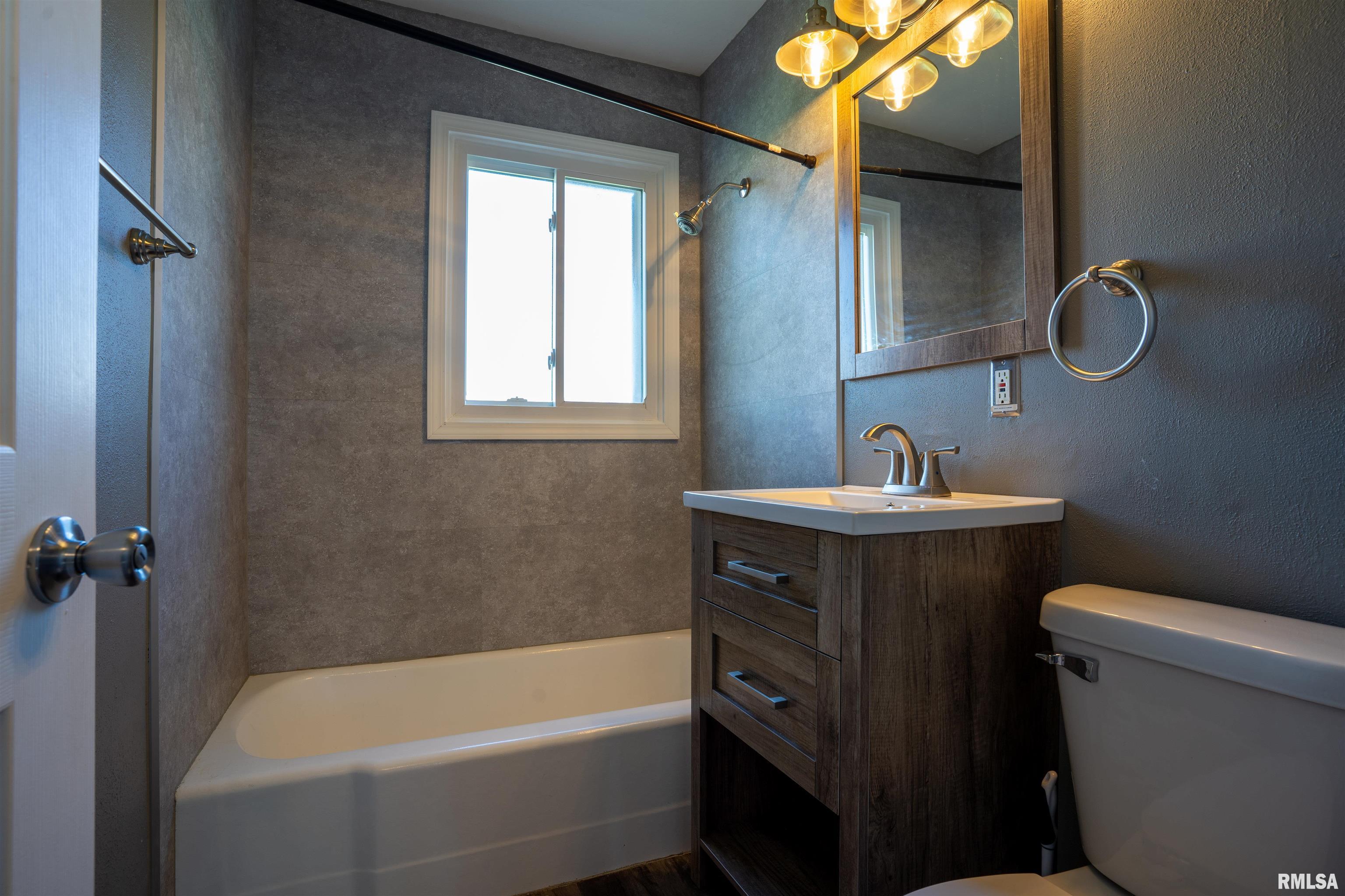 103 West Bittersweet Road Washington, IL 61571 - Photo 10 of 20 Gallery Image 10