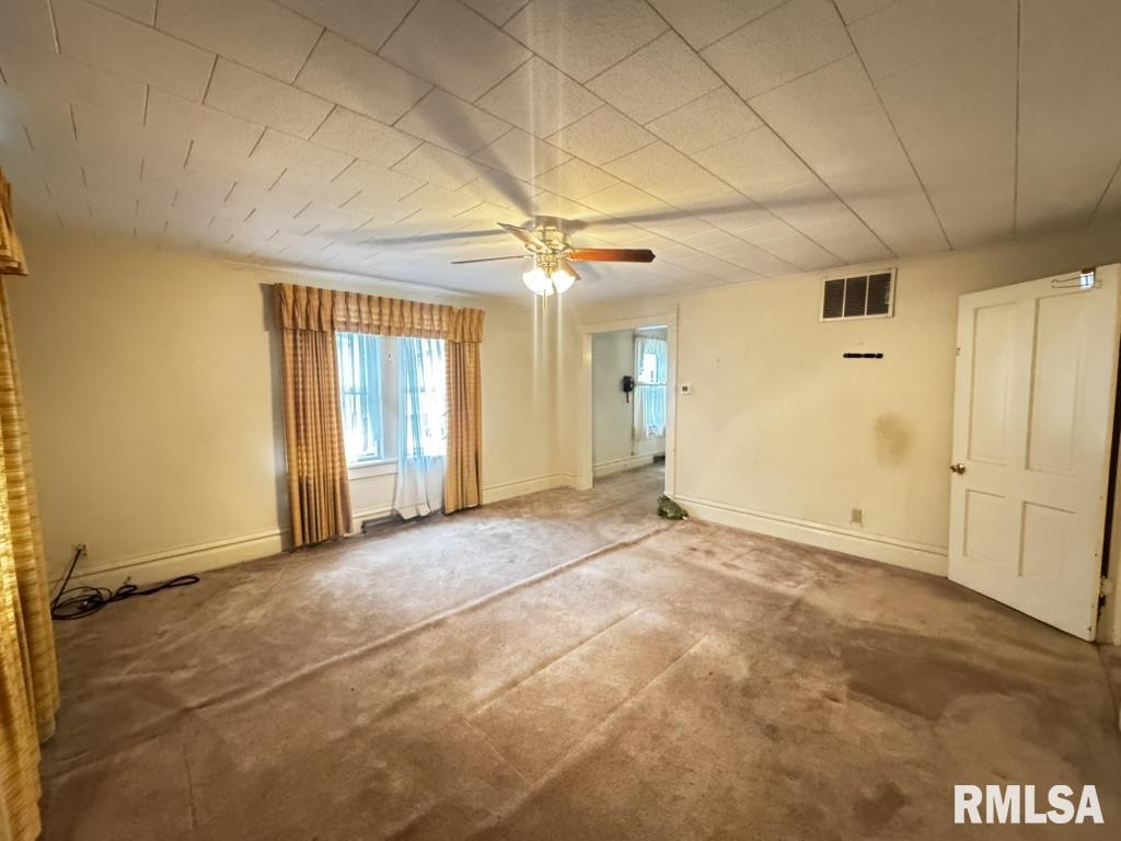 548 West Washington Street Rushville, IL 62681 - Photo 2 of 14