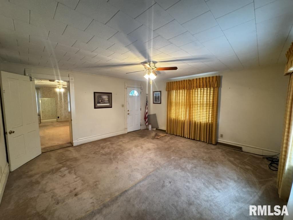 548 West Washington Street Rushville, IL 62681 - Photo 3 of 14
