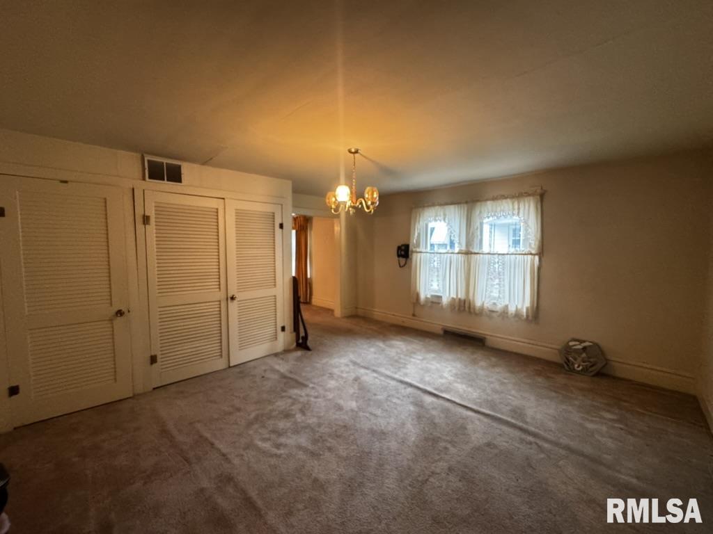 548 West Washington Street Rushville, IL 62681 - Photo 5 of 14