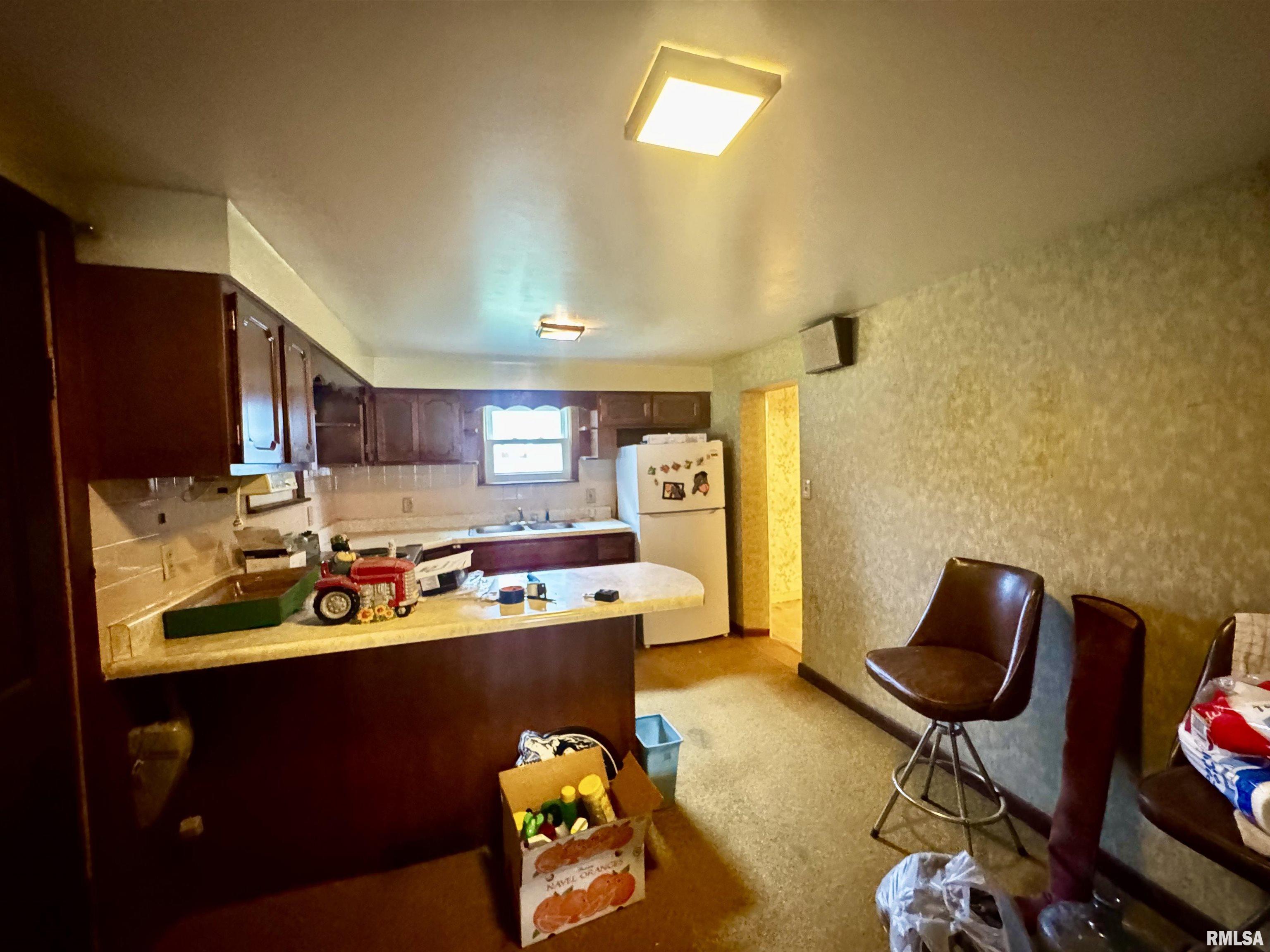 548 West Washington Street Rushville, IL 62681 - Photo 9 of 14