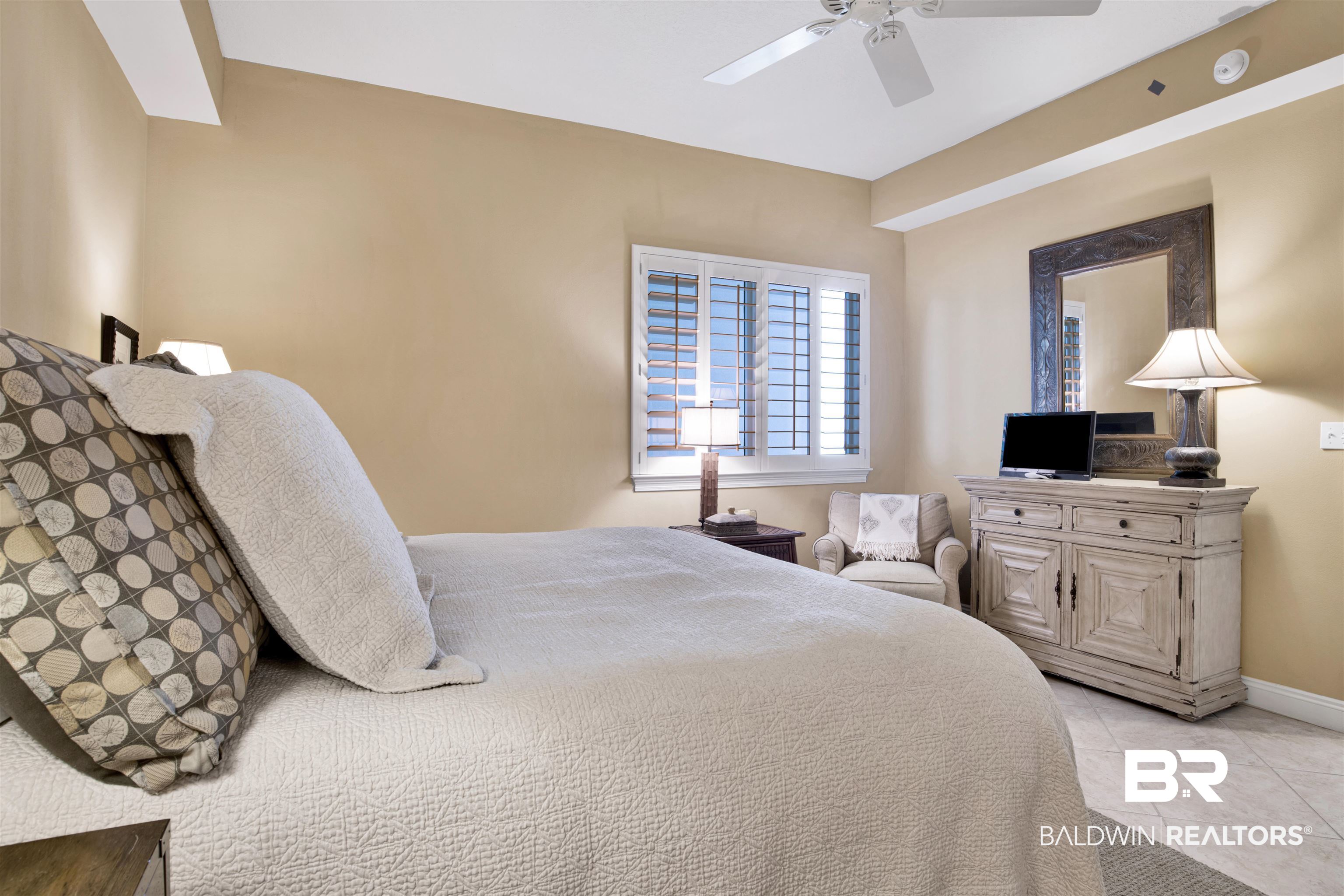 28250 Canal Road, Unit 803 Orange Beach, AL 36561 - Photo 16 of 36