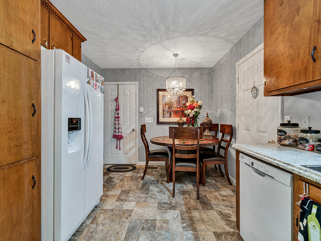 248 Crystal Springs Road Cleveland, TN 37323 - Photo 12 of 33 12