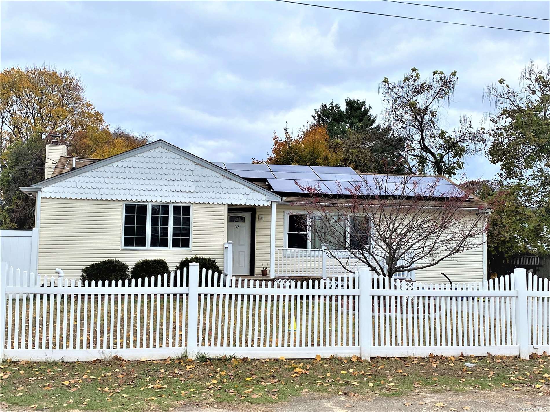37 Kirk Road Bay Shore, NY 11706 - Photo 1 of 1 Gallery Image 1
