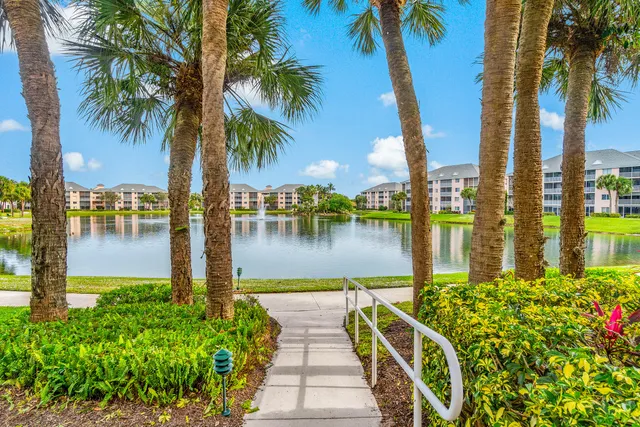 $5,800 | 353 South US Highway 1, Unit F303, Jupiter, FL 33477