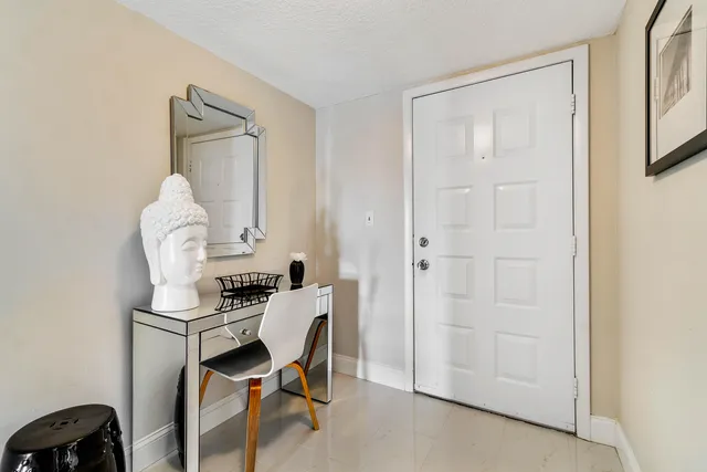 $5,800 | 353 South US Highway 1, Unit F303, Jupiter, FL 33477