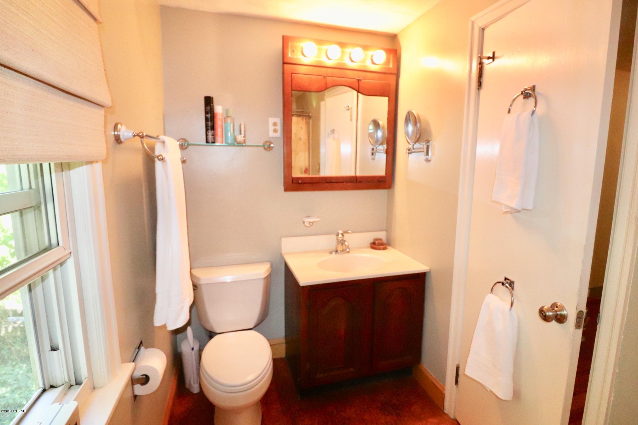 1519 Evergreen Road Williamsport, PA 17701 - Photo 14 of 47 full bath