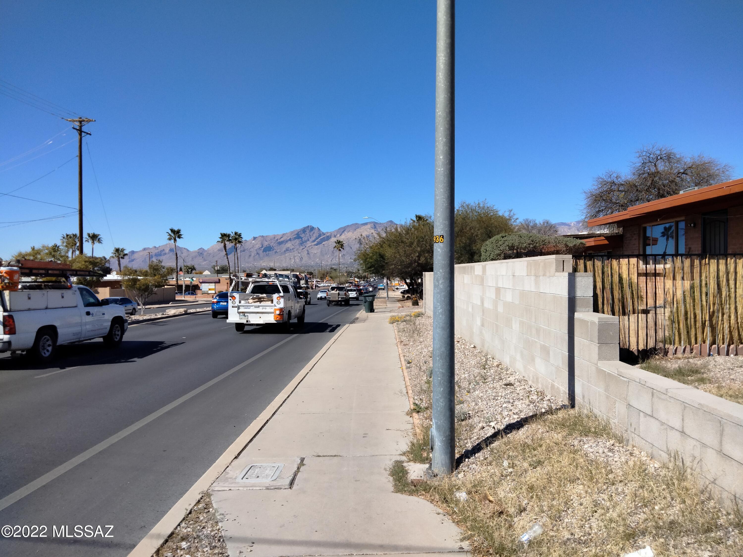950 North Craycroft Road Tucson, AZ 85711 - Photo 6 of 16