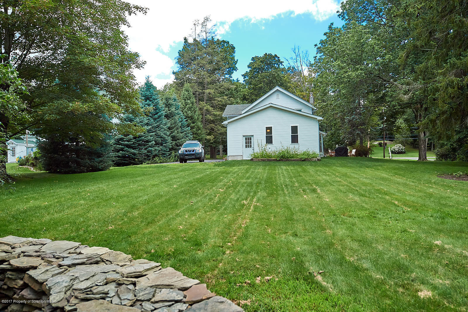719 Winola Road Clarks Summit, PA 18411 - Photo 5 of 47 Austein_4