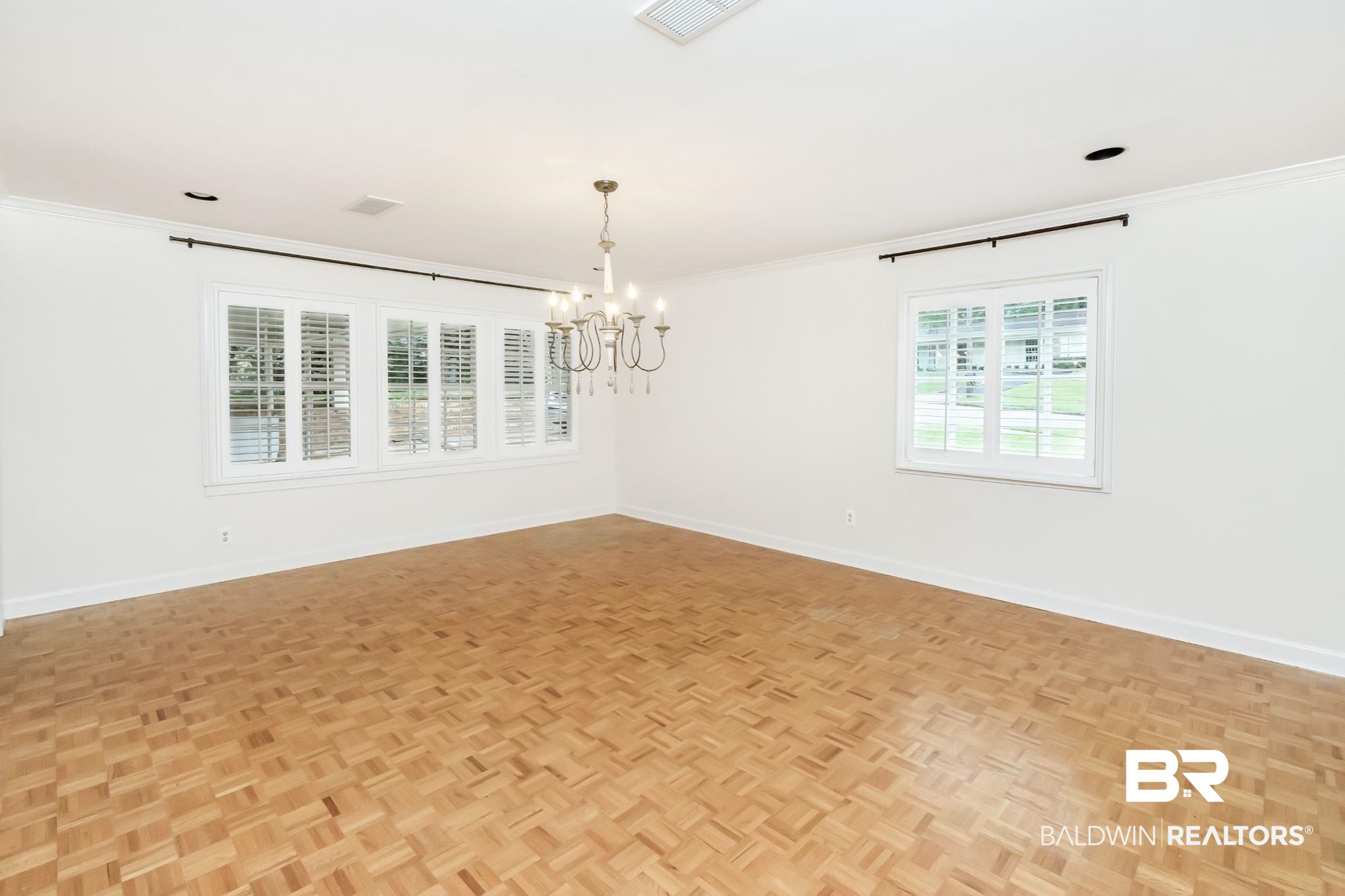 450 Ridgelawn Drive West Mobile, AL 36608 - Photo 8 of 35