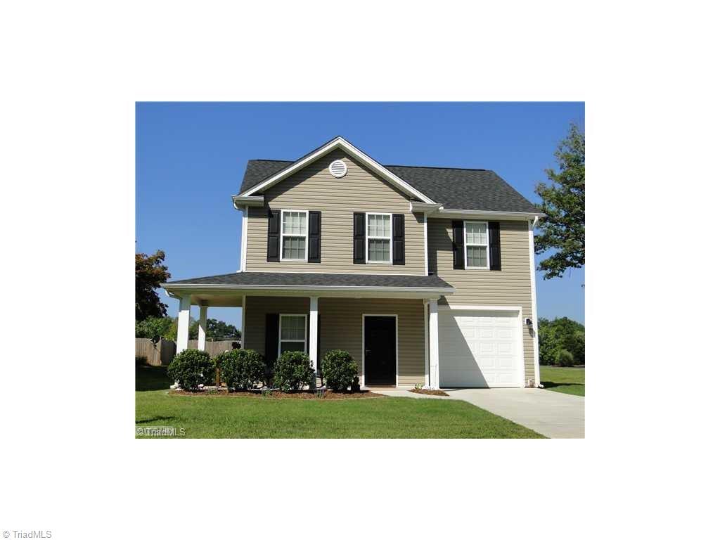 206 Academy Street Rural Hall, NC 27045 - Photo 2 of 30