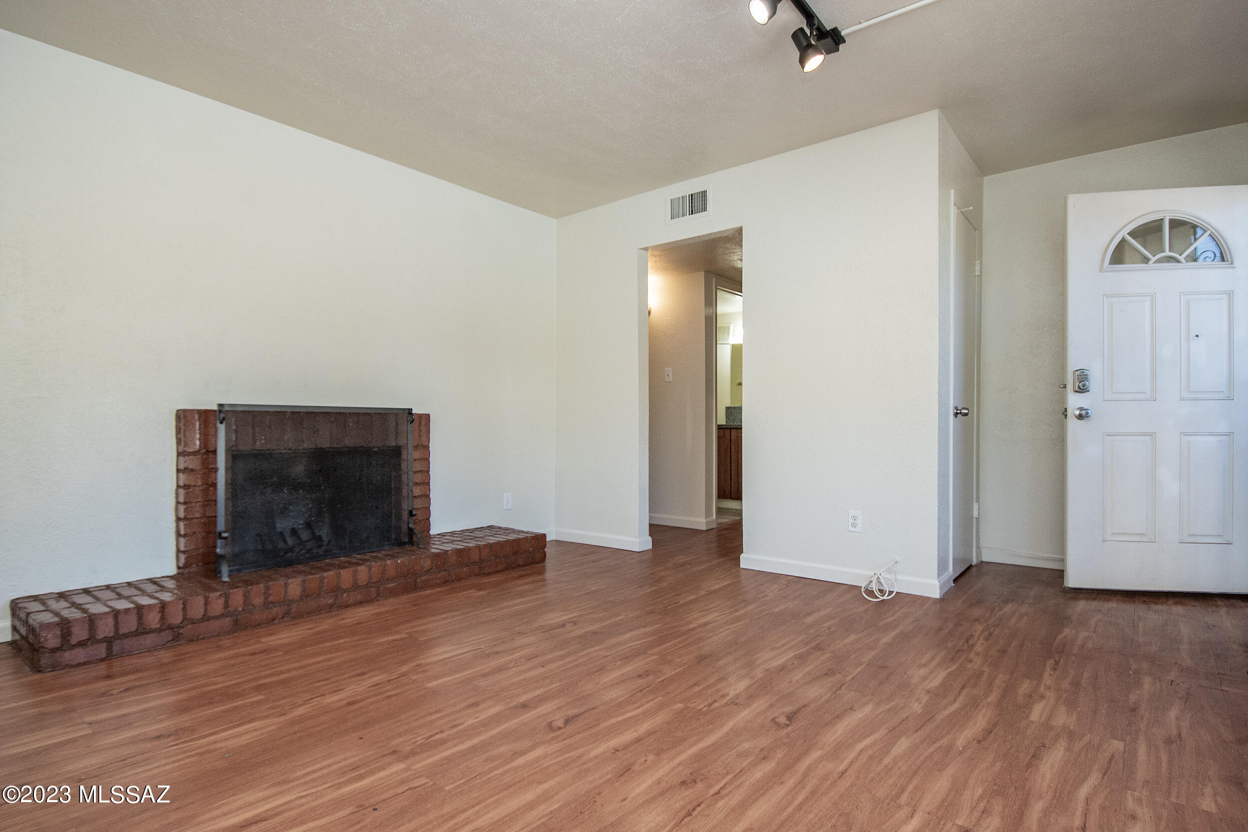 1620 North Wilmot Road, Unit F235 Tucson, AZ 85712 - Photo 4 of 26