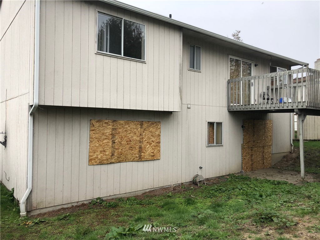5430 26th Avenue South Seattle, WA 98108 - Photo 2 of 12