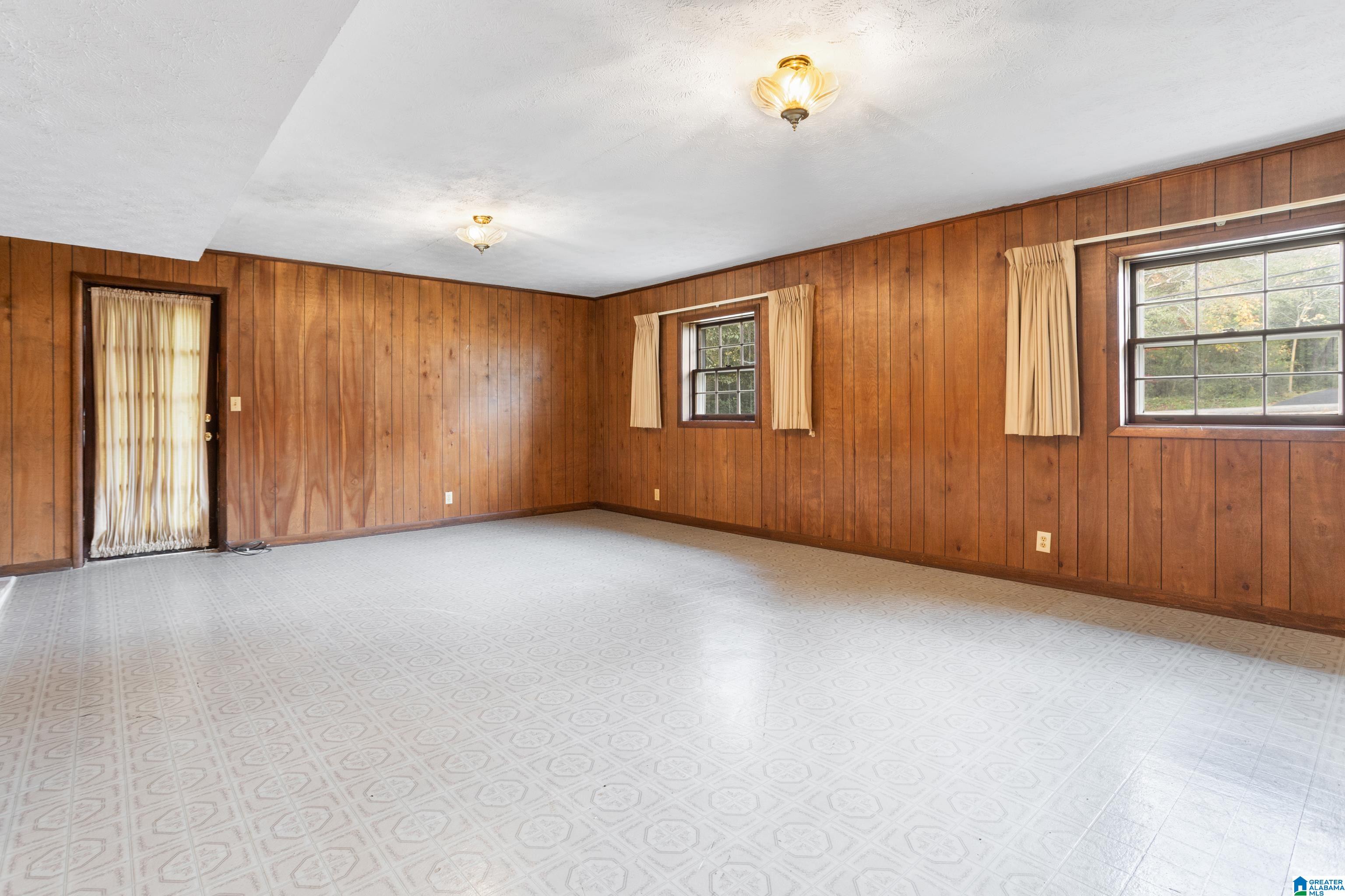 2104 Henry Road Anniston, AL 36207 - Photo 27 of 44