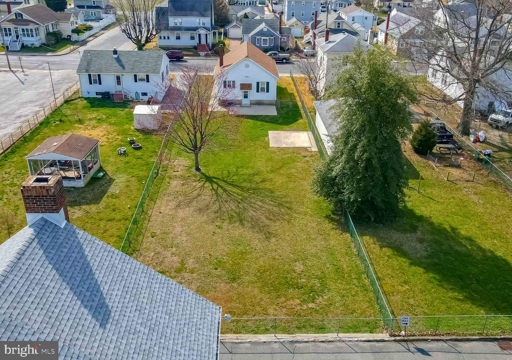 56 Oak Street Pennsville, NJ 08070 - Photo 3 of 40 190 foot deep lot