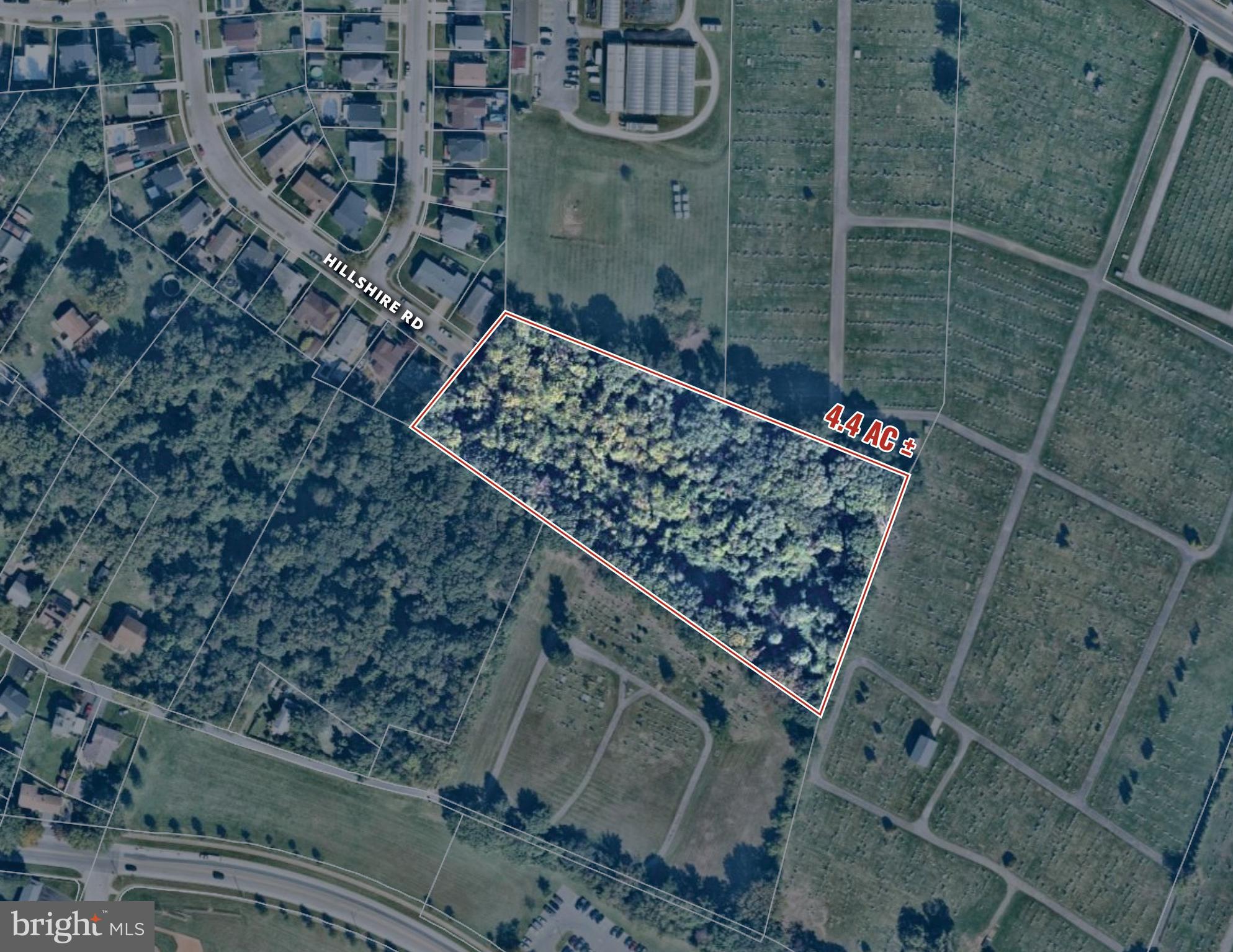 Hillshire Road Dundalk, MD 21222 - Photo 2 of 3 a bathroom with a shower