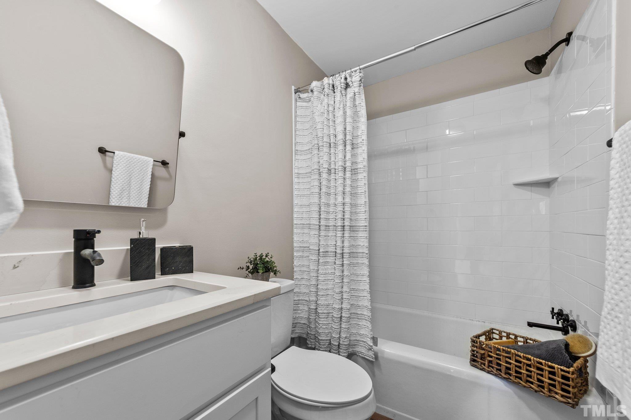 2434 Stevens Road Raleigh, NC 27610 - Photo 15 of 33