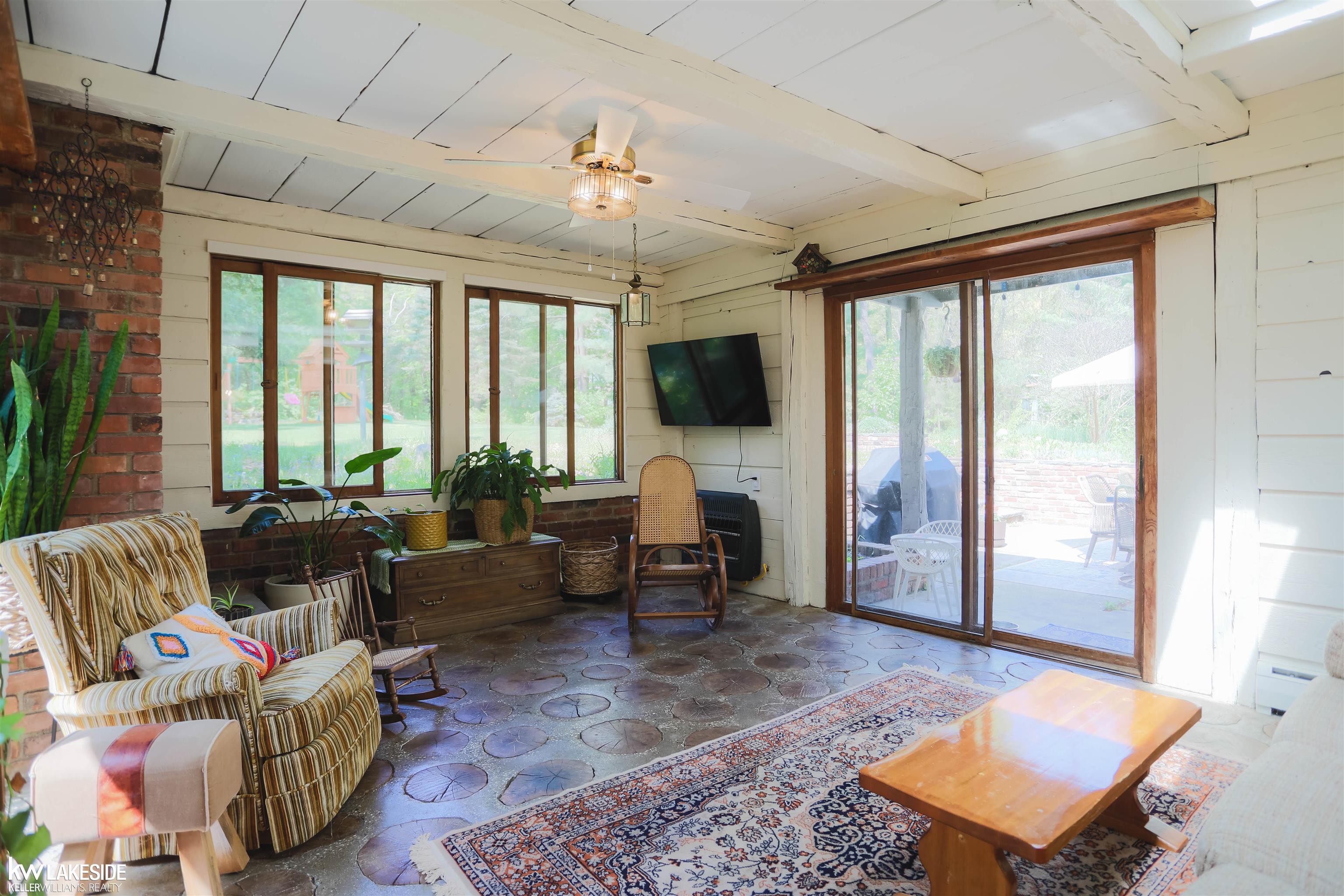 58031 Mound Road Washington, MI 48094 - Photo 5 of 60 50109159-4.JPG