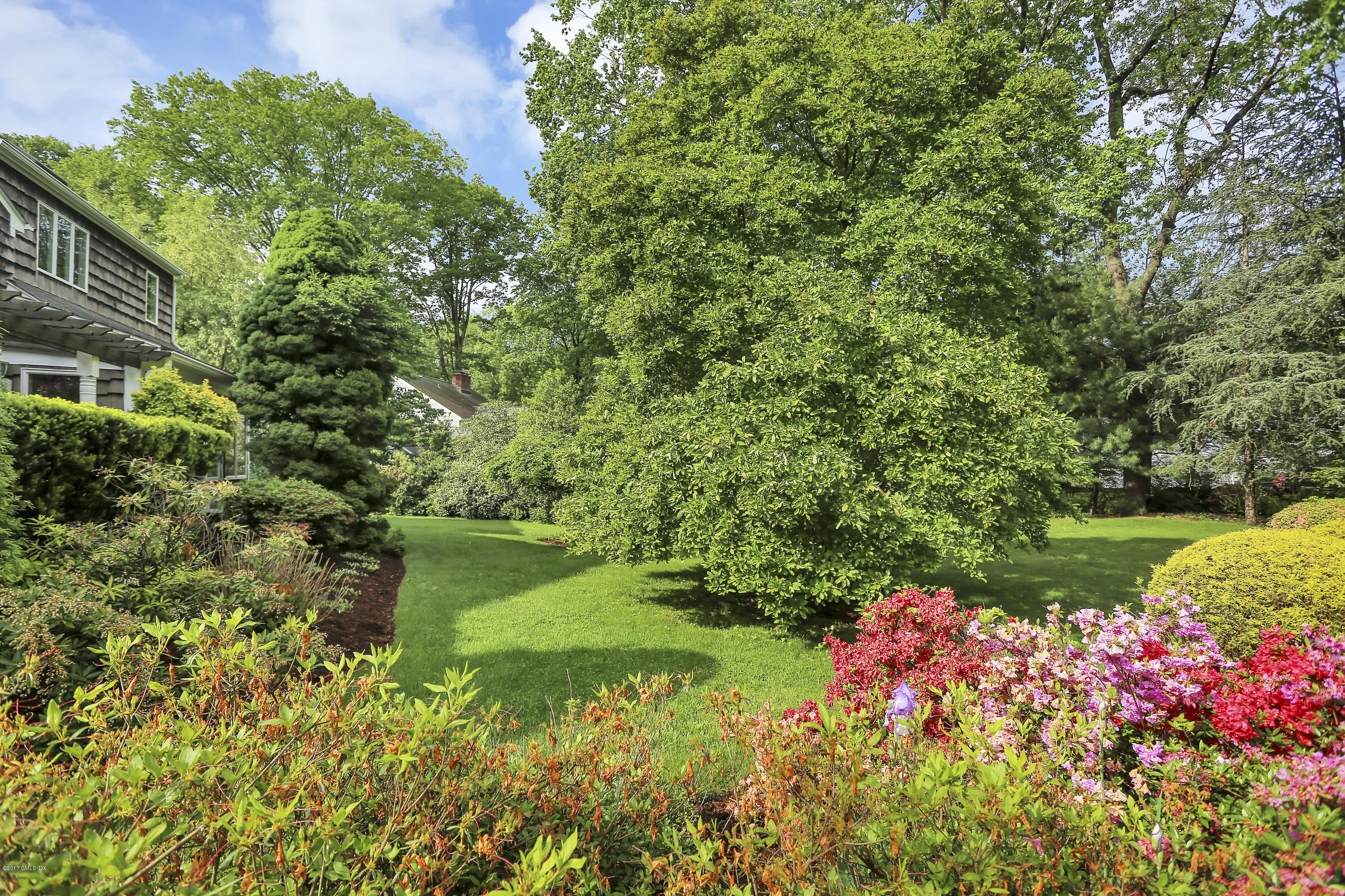 58 Long Meadow Road Riverside, CT 06878 - Photo 17 of 25 58 Long Meadow Ct Riverside CT-print-034