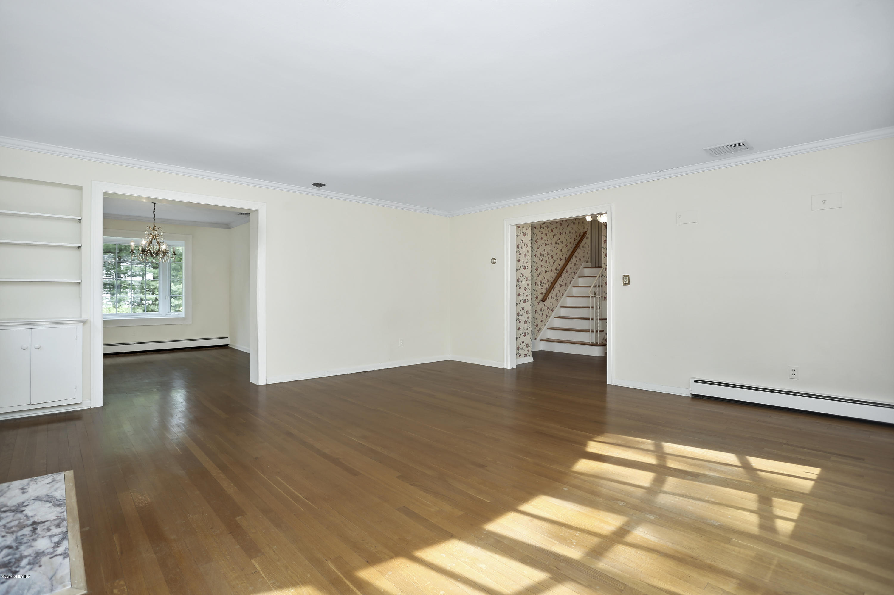 58 Long Meadow Road Riverside, CT 06878 - Photo 3 of 25 58 Long Meadow Ct Riverside CT-print-010