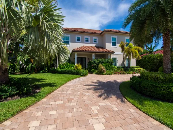 $20,000 | 2230 Seaside Street, Vero Beach, FL 32963