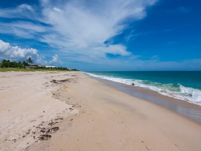 $15,000 | 2230 Seaside Street, Vero Beach, FL 32963