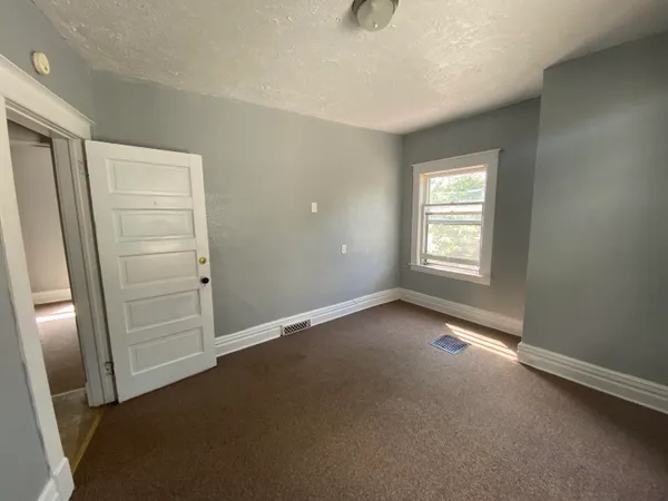 $159,900 | 613 Pearl Street, Kalamazoo, MI 49007