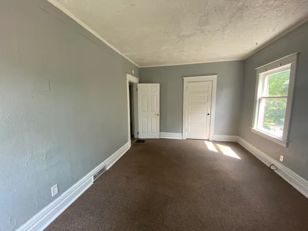 $159,900 | 613 Pearl Street, Kalamazoo, MI 49007